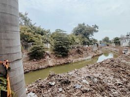 The overflowing 'naala' in ward 17, Surat, Gujarat | Shubhangi Misra | ThePrint