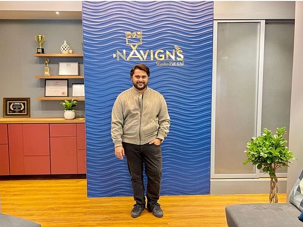Filmmaker Navjyot Bandiwadekar to work on a bilingual film. Know more!