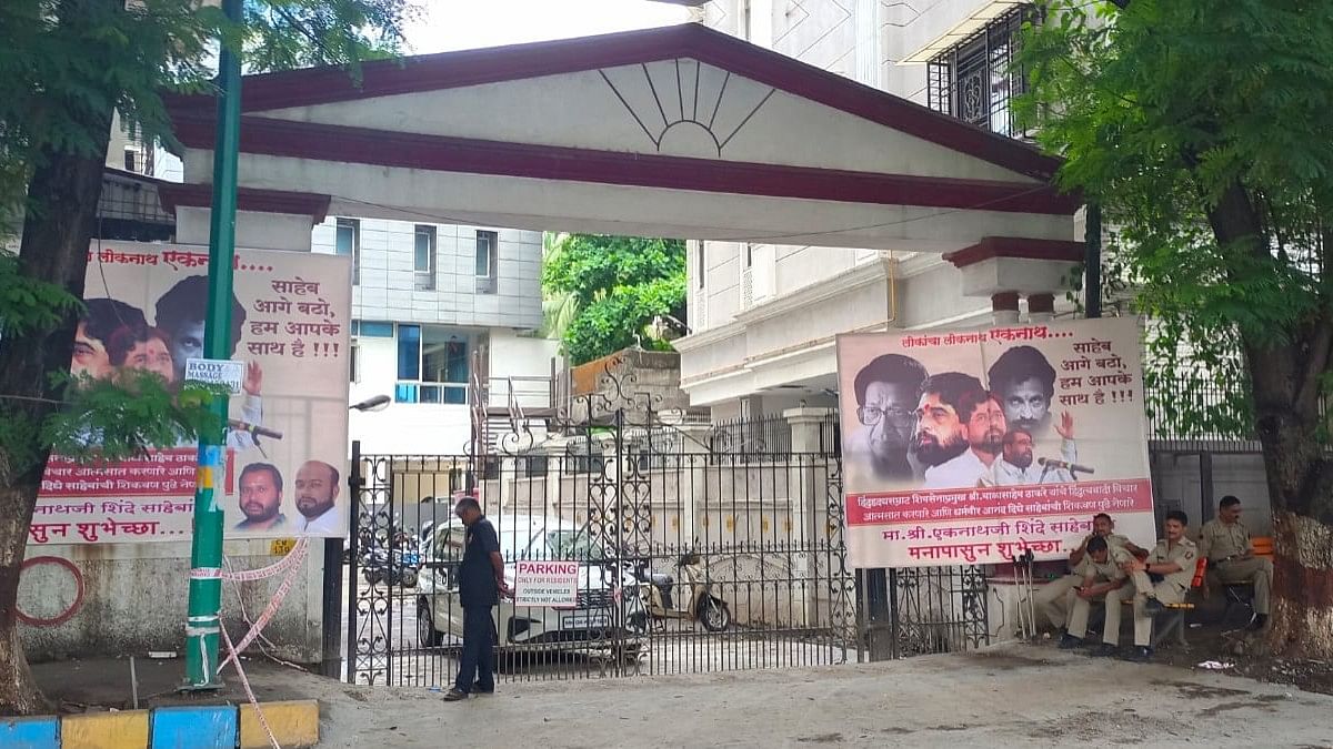 Banners outside Eknath Shinde's residence in Thane | Purva Chitnis | ThePrint