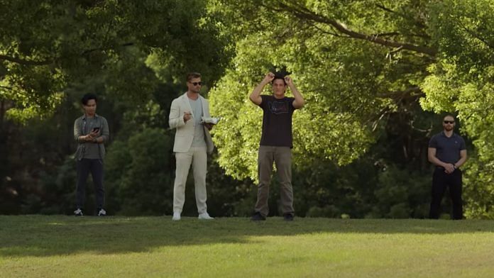 A scene featuring Miles Teller and Chris Hemsworth from Joseph Kosinski's Spiderhead.