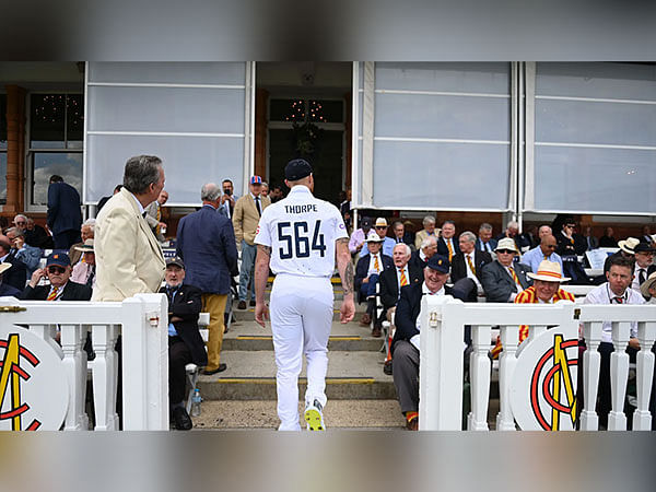 Ben Stokes dons jersey bearing name, cap number of Graham Thorpe during toss against NZ