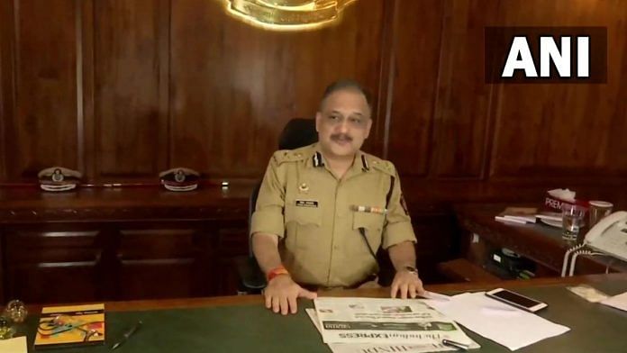 Senior IPS officer Vivek Phansalkar takes charge as the new Mumbai Police Commissioner, on 30 June 2022 | Twitter/@ANI
