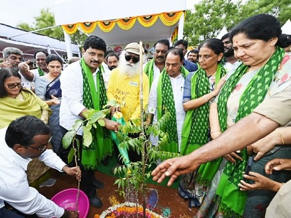Sadhguru launches Green India Challenge 5.0, says green cover in Telangana sets example for country