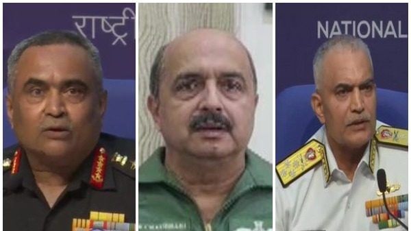 Indian Defence service chiefs hail Agnipath Scheme, term it 'transformational' for armed forces