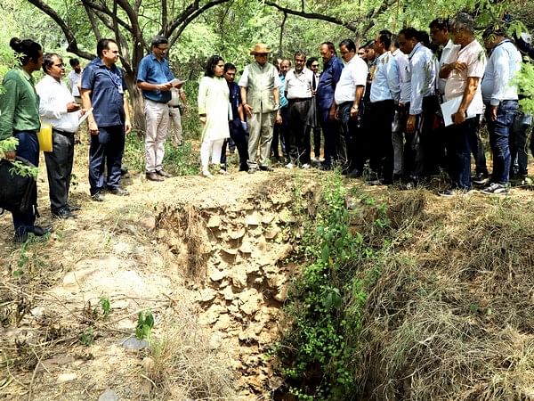 Delhi L-G directs officials to restore Anang Tal Baoli