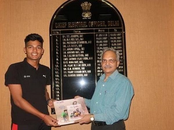 Delhi Election Commission appoints Cricketer Yash Dhull as State Icon