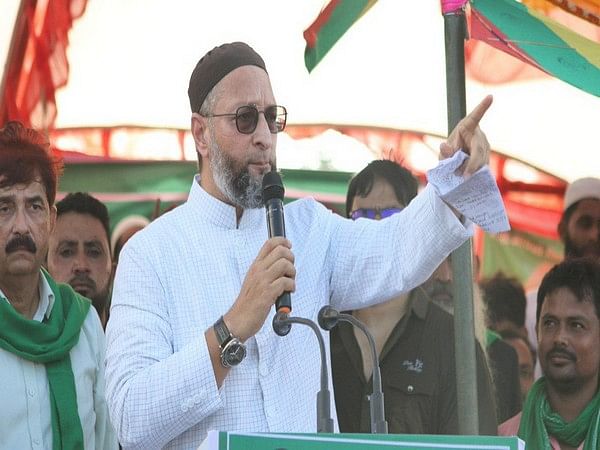Owaisi cries foul over FIR for hate speech, says 'Delhi Police suffering from both sideism or balance-waad syndrome'