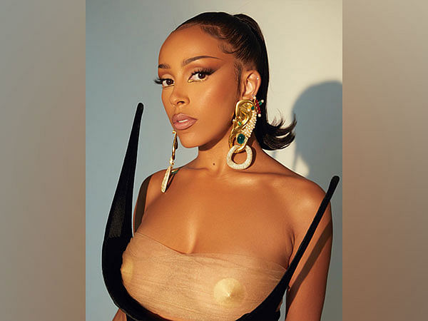 Doja Cat undergoes final tonsil surgery, shares pictures from hospital