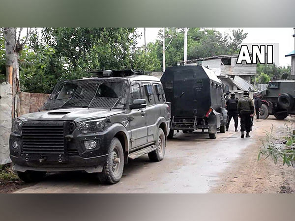 Encounter Breaks Out Between Security Forces, Terrorists In J-K's ...