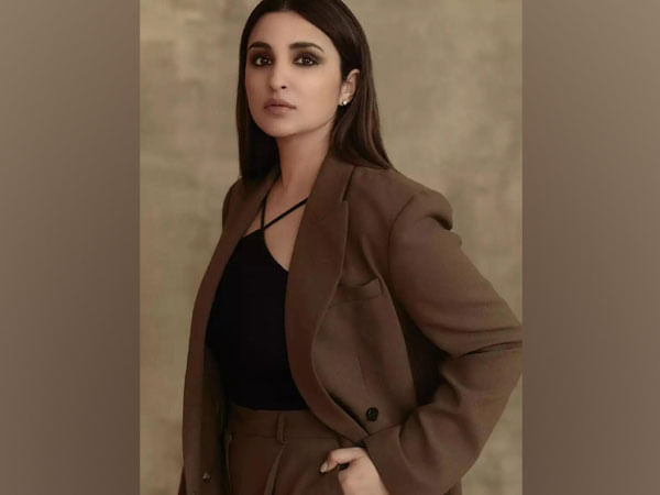 Parineeti Chopra dazzles in blue in her Orissa visit