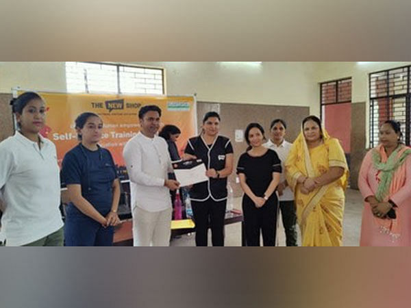 The NEW Shop conducts self-defense training for female employees in association with Delhi Police