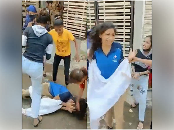 Viral Video: Domino's Pizza Female employee assaulted by a group of women in Indore