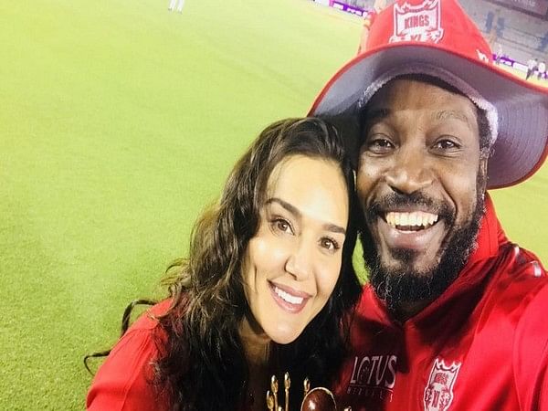 Preity Zinta shares her excitement as she bumps into Chris Gayle 