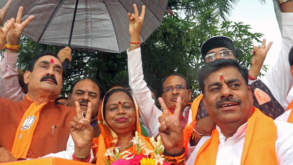 20220717315L MP CM Shivraj Singh Chouhan celebrates at BJP state headquarters after the annoucement of the local body election results | ANI