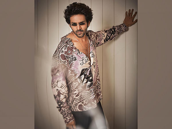 Kartik Aaryan enjoys sunset in Haryana as he shoots for 'Shehzada'