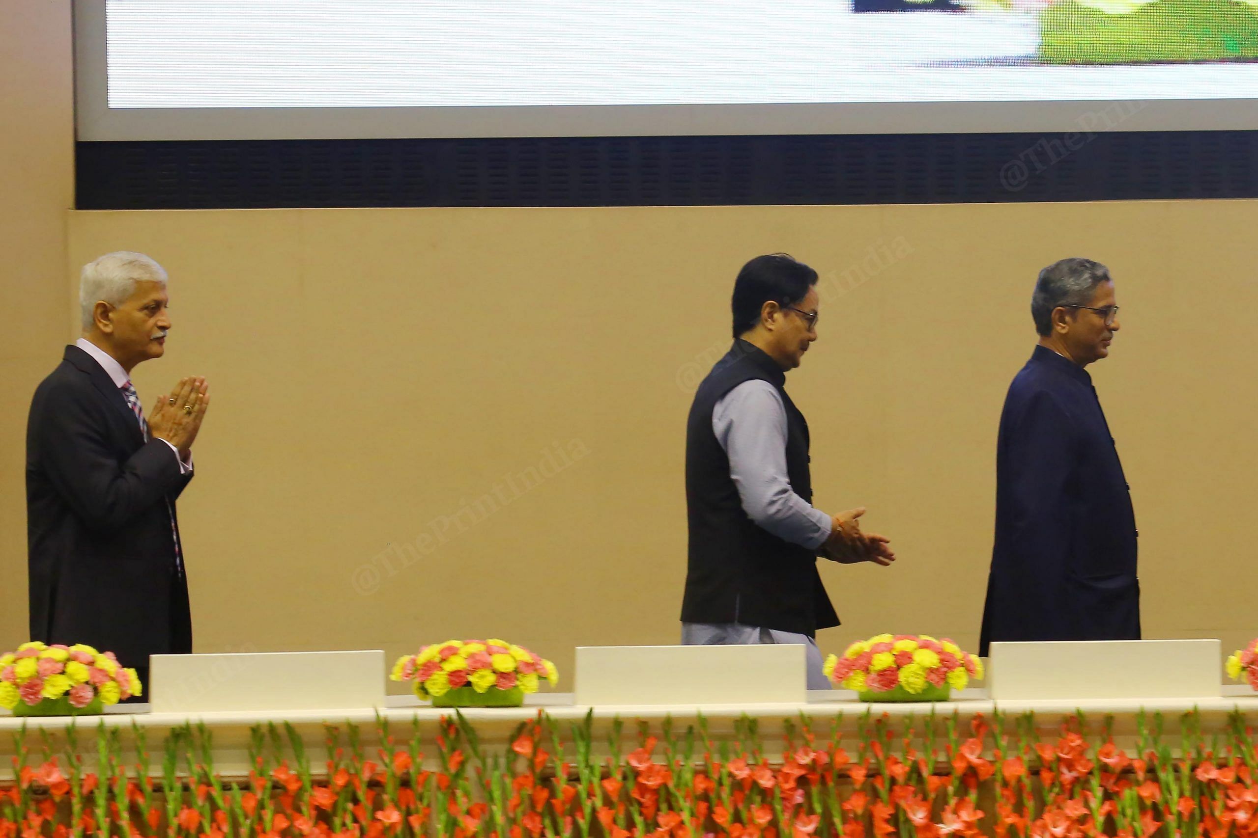 Chief Justice of India N.V. Ramana, Law & Justice Minister Kiren Rijiju and upcoming CJI Uday Umesh Lalit entering before an event at Vigyan Bhawan | Praveen Jain | ThePrint