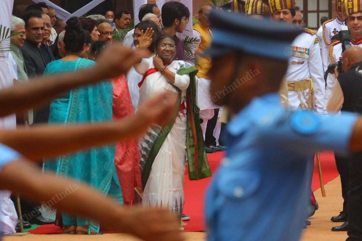 Murmu meets leaders after inspecting the Guard of Honour | Praveen Jain | ThePrint