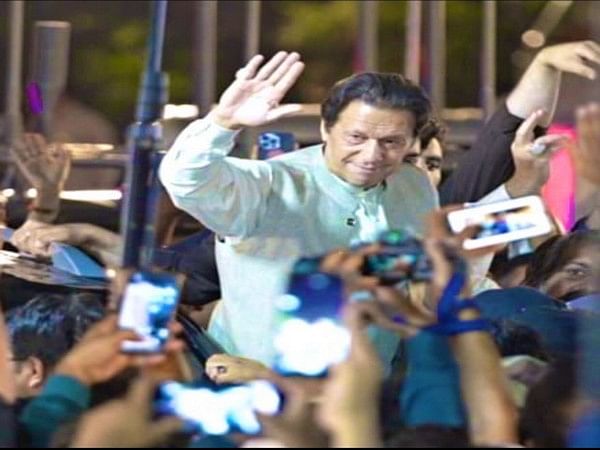 Pakistan: Ahead of protest rally, Imran Khan reaches parade ground