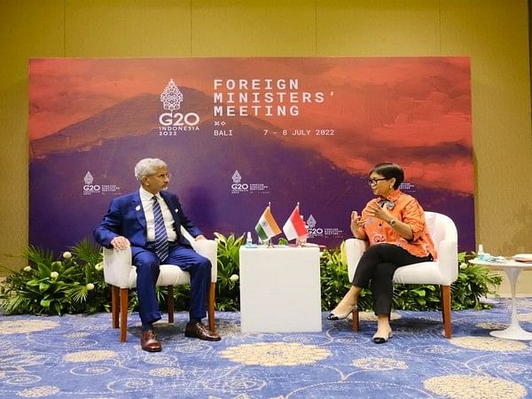 Jaishankar meets Indonesian Foreign Minister on sidelines of G20 summit