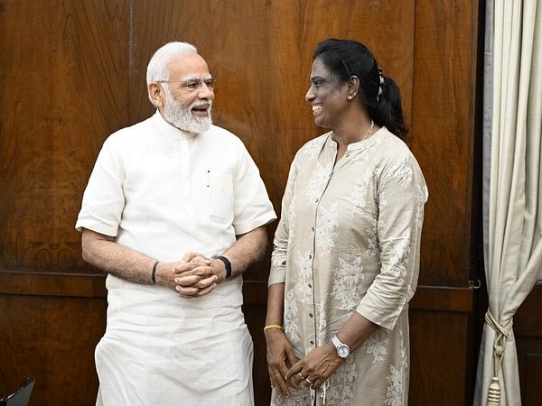 Pm Modi Meets Former Olympic Athlete Pt Usha In Parliament – Theprint 