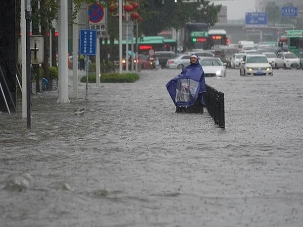 China: 8 killed in building collapse during rainstorm in Hebei province 