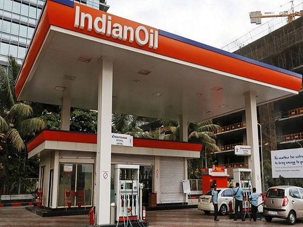 Indian Oil posts Rs 1,993 crore net loss in Q1 due to high input costs