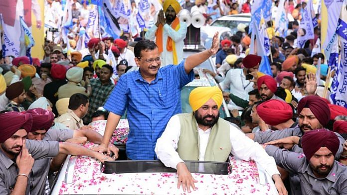 AAP chief and Delhi CM Arvind Kejriwal with Punjab CM Bhagwant Mann | Representational Image | ANI