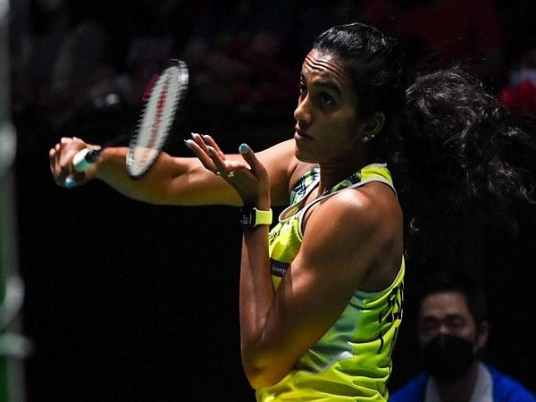PM Modi congratulates PV Sindhu on Singapore Open title win