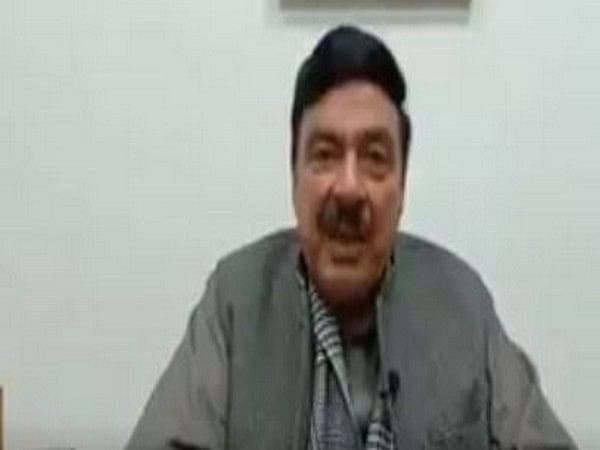 Pakistan: Govt targeting journalists, says former Minister Rasheed