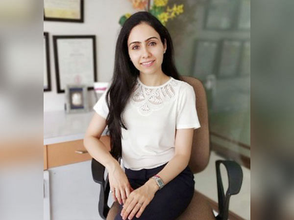 Pune's Lifeberries Health Dental Clinic awarded for quality service at affordable cost