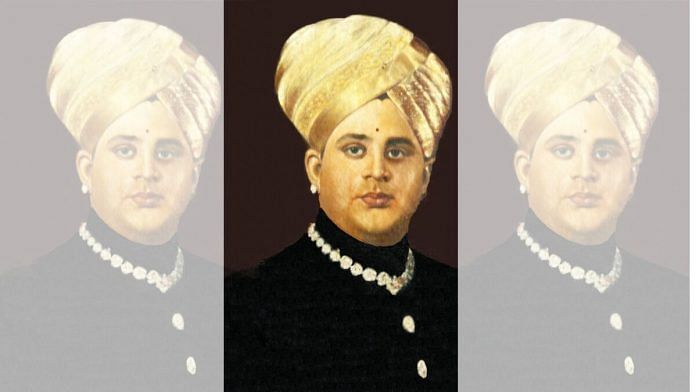 Court portrait of Maharaja Jayachamarajendra Wadiyar | Wikimedia Commons