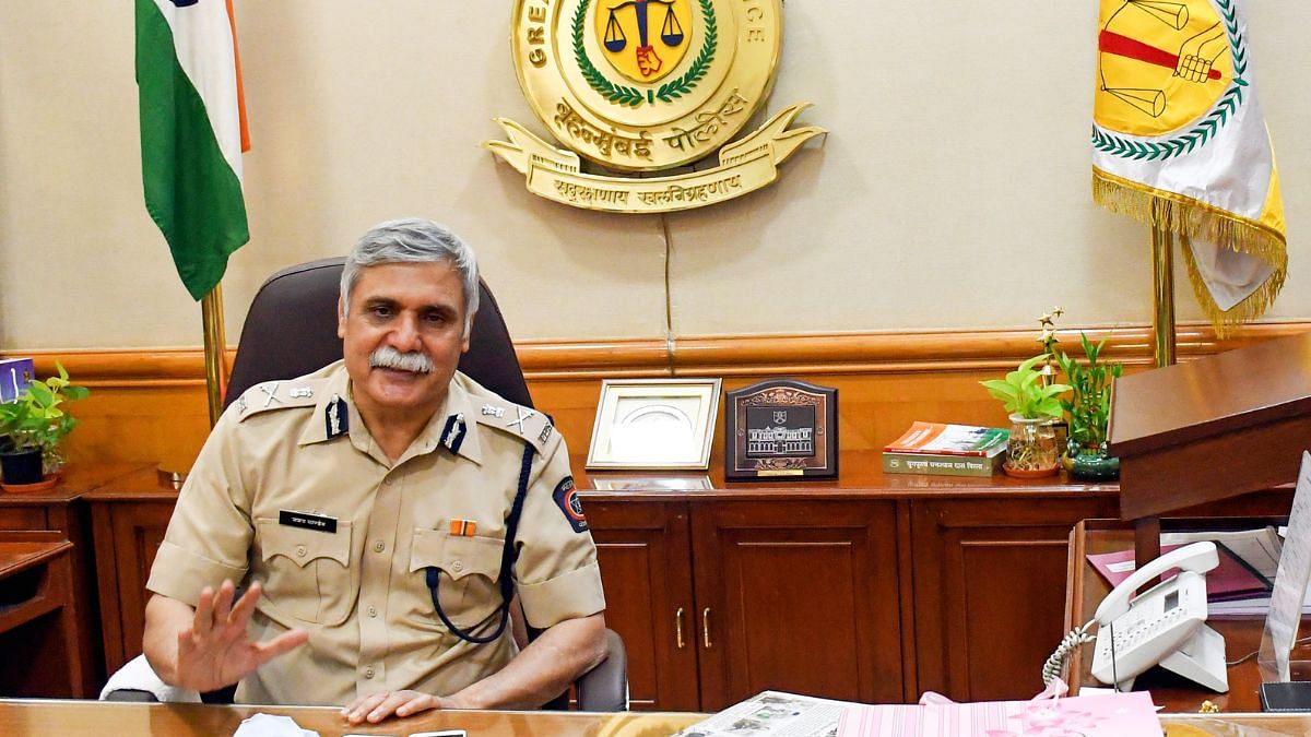 Ed Arrests Ex Mumbai Police Chief Sanjay Pandey In Nse Phone Tapping Case 