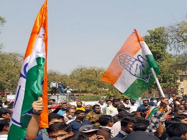 Don't allow Gujarat polls to become "Modi vs Congress" battle: Cong brass tells state leaders