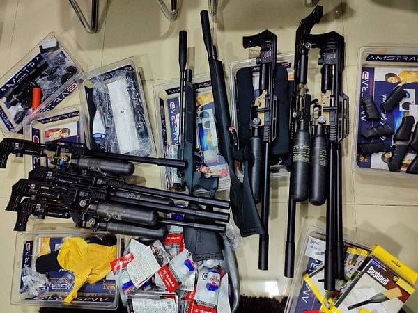 Lucknow Airport: One held with airguns worth Rs 20 lakh