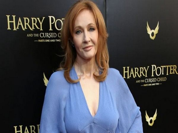 Warner Bros Supports JK Rowling After PR Blocks Reporter's Question ...