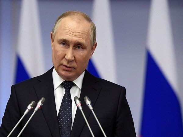 CIA chief says Vladimir Putin "entirely too healthy"