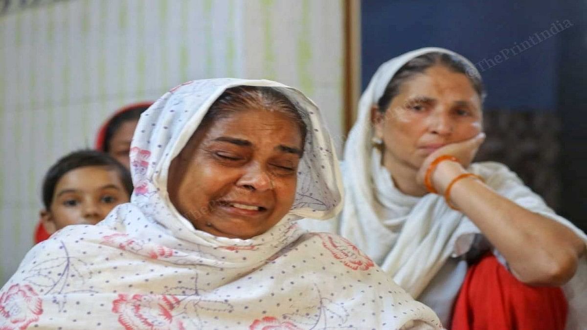 Talib Hussain's wife Naima Begum has been inconsolable since his arrest | Praveen Jain | ThePrint Talib Hussain's wife Naima Begum has been inconsolable since his arrest | Praveen Jain | ThePrint