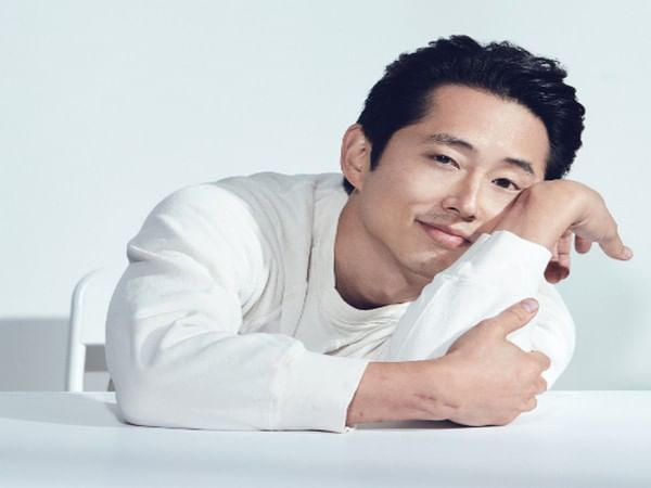Steven Yeun to star in Bong Joon Ho's Warner Bros. sci-fi film 