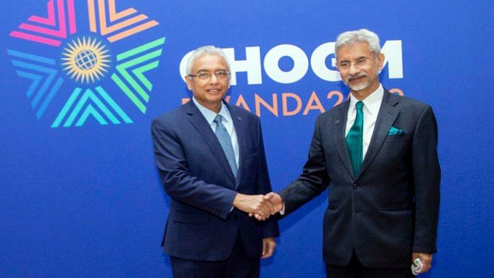 File photo of External Affairs Minister S Jaishankar with Mauritius Prime Minister Pravind Jugnauth at the Commonwealth Heads of Government Meeting (CHOGM) meeting, in Kigali | ANI/Twitter/Dr. S. Jaishankar