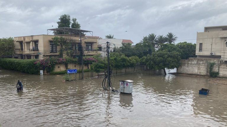 Karachi submerged in floods, Pakistanis ask govt about its ‘rain emergency plan’