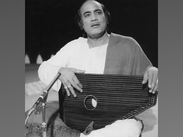 Mehdi Hassan's 95th birth anniversary: Shehenshah-e-Ghazal who crossed borders with his ghazals