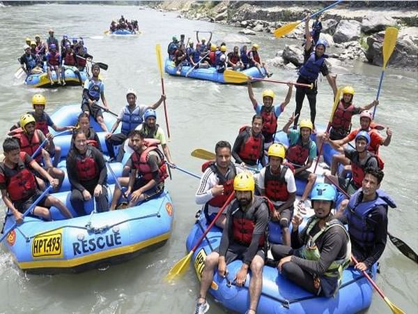 Himachal Pradesh: Complete restriction on water sports, camping near river banks in Mandi