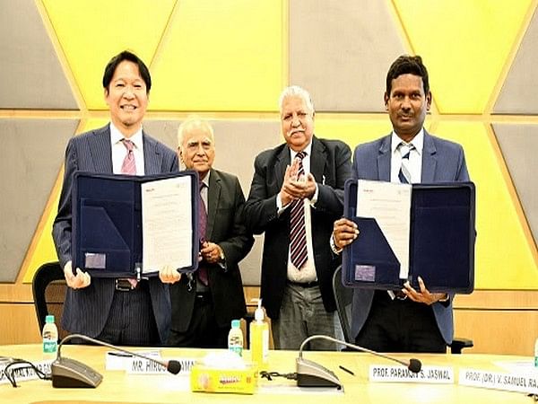 Yakult Danone India Pvt Ltd and SRM University, Delhi-NCR, Sonepat, Haryana sign Memorandum of Understanding (MoU)