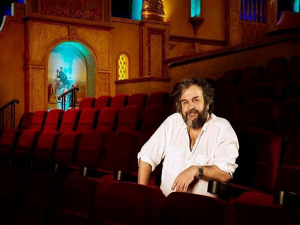 Peter Jackson reveals he once considered hypnosis in attempt to forget 'The Lord of the Rings'