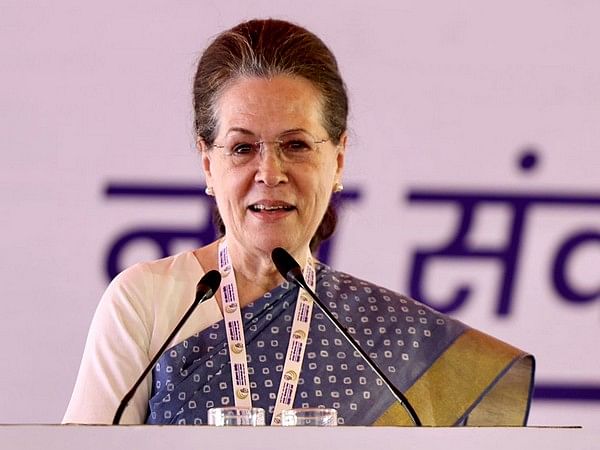 Sonia Gandhi hails Indian pluralism and diversity in her Independence Day message