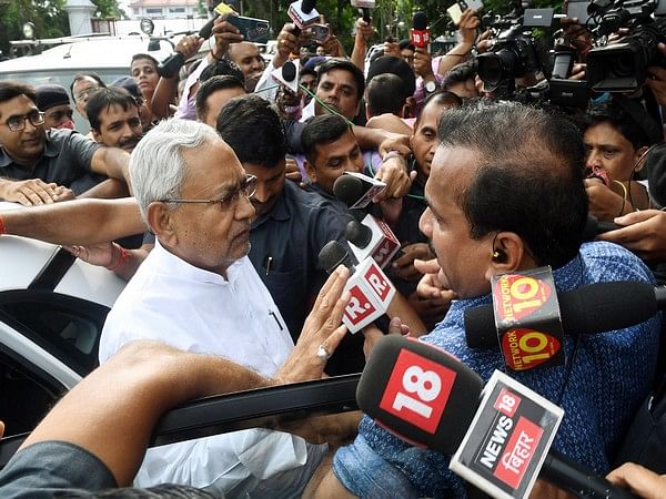 Nitish Kumar breaks ties with BJP, to take oath as Bihar CM on Wednesday;  Tejashwi Yadav to be Deputy CM