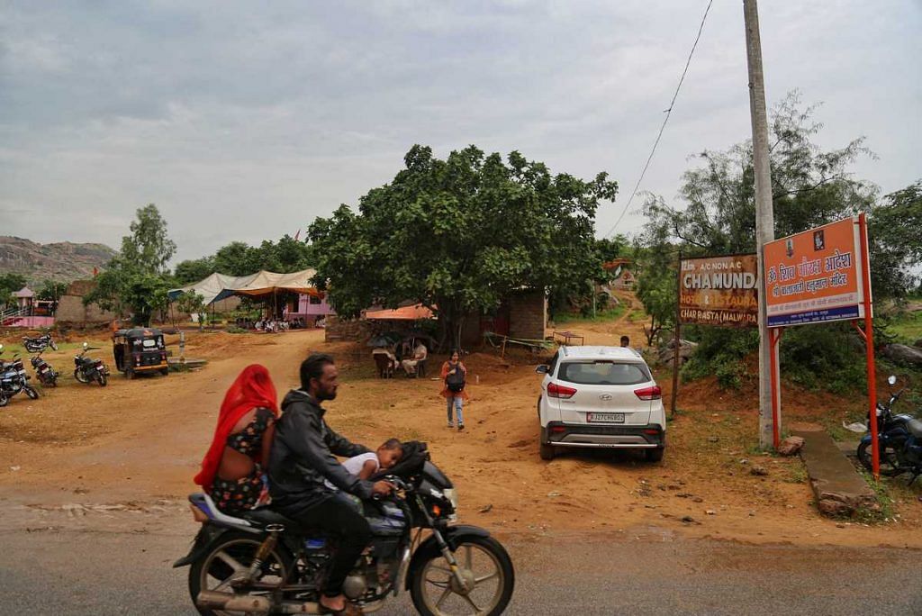 The road outside Sant Ravinath's Ashram in Rajpura village, Jalore district | Suraj Singh Bisht | ThePrint