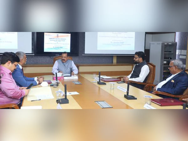 Govt announces Rs 3.29 crore financial aid to Hydrogen startup Govt announces Rs 3.29 crore financial aid to Hydrogen startup