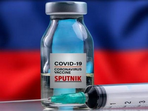 Russia develops Delta & Omicron-adapted Sputnik V vaccine
