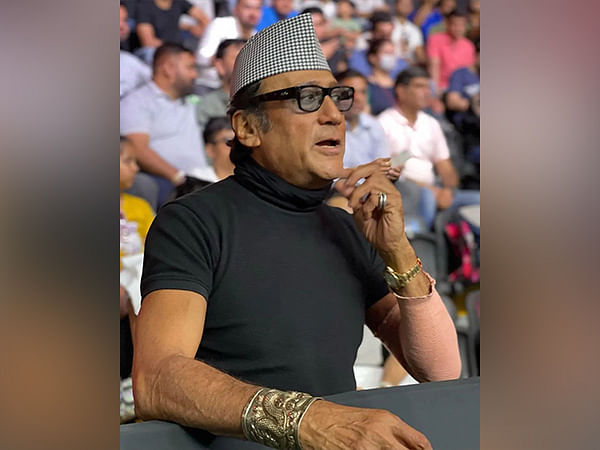 Jackie Shroff asks fans to respect their bodies in funniest way